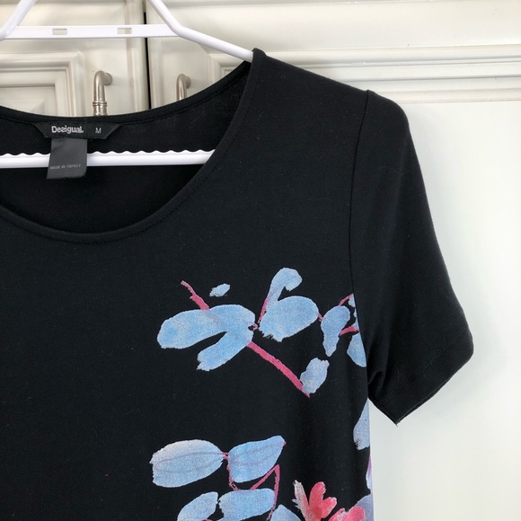 🥳HOST PICK🥳 Desigual women’s t-shirt dress - Picture 5 of 11